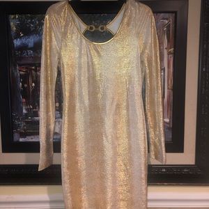 Golden goddess dress!Thinking summer hot stuff
